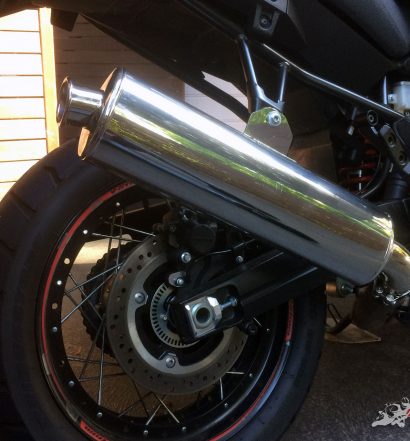 John adds a Staintune exhaust and DNA airfilter to his V-Strom 1000