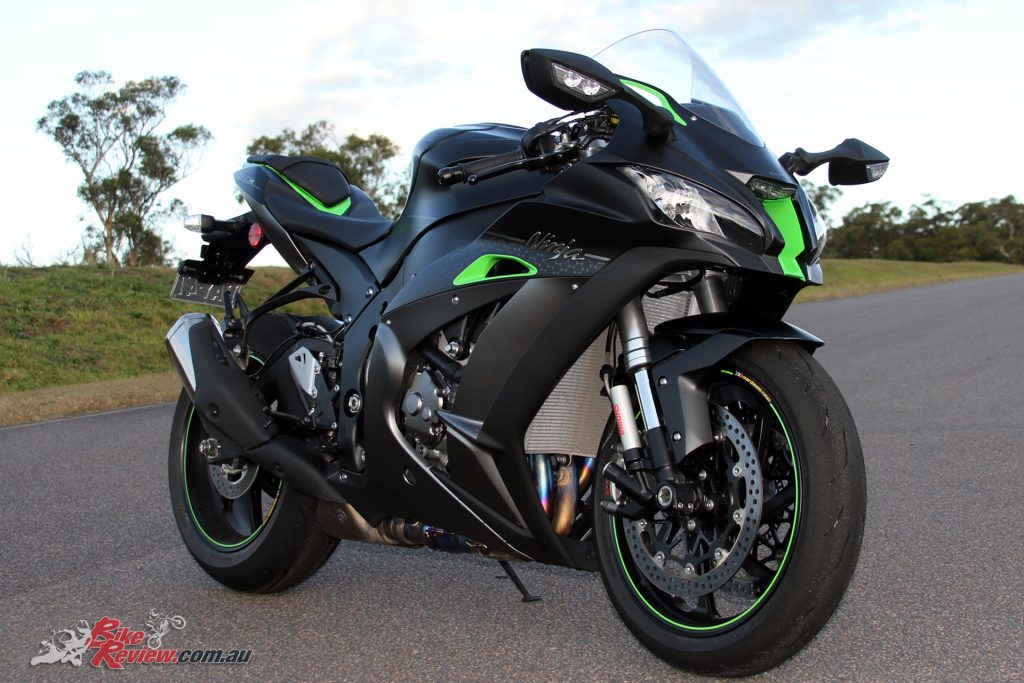 The Special Edition livery of the 2018 ZX-10R SE is stunning.