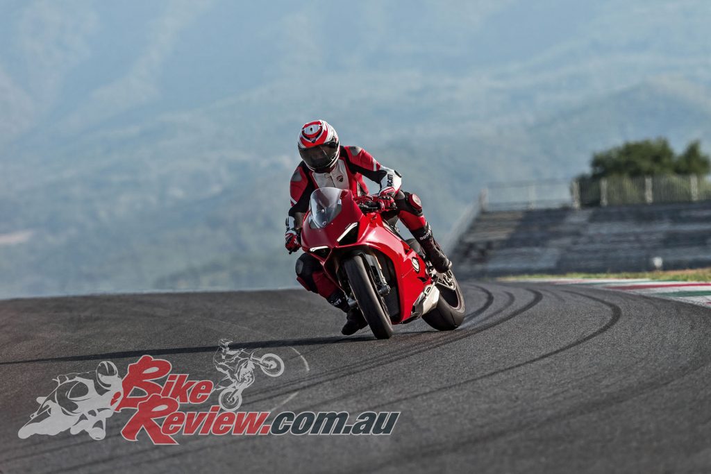 BikeReview Panigale V4 S (11)