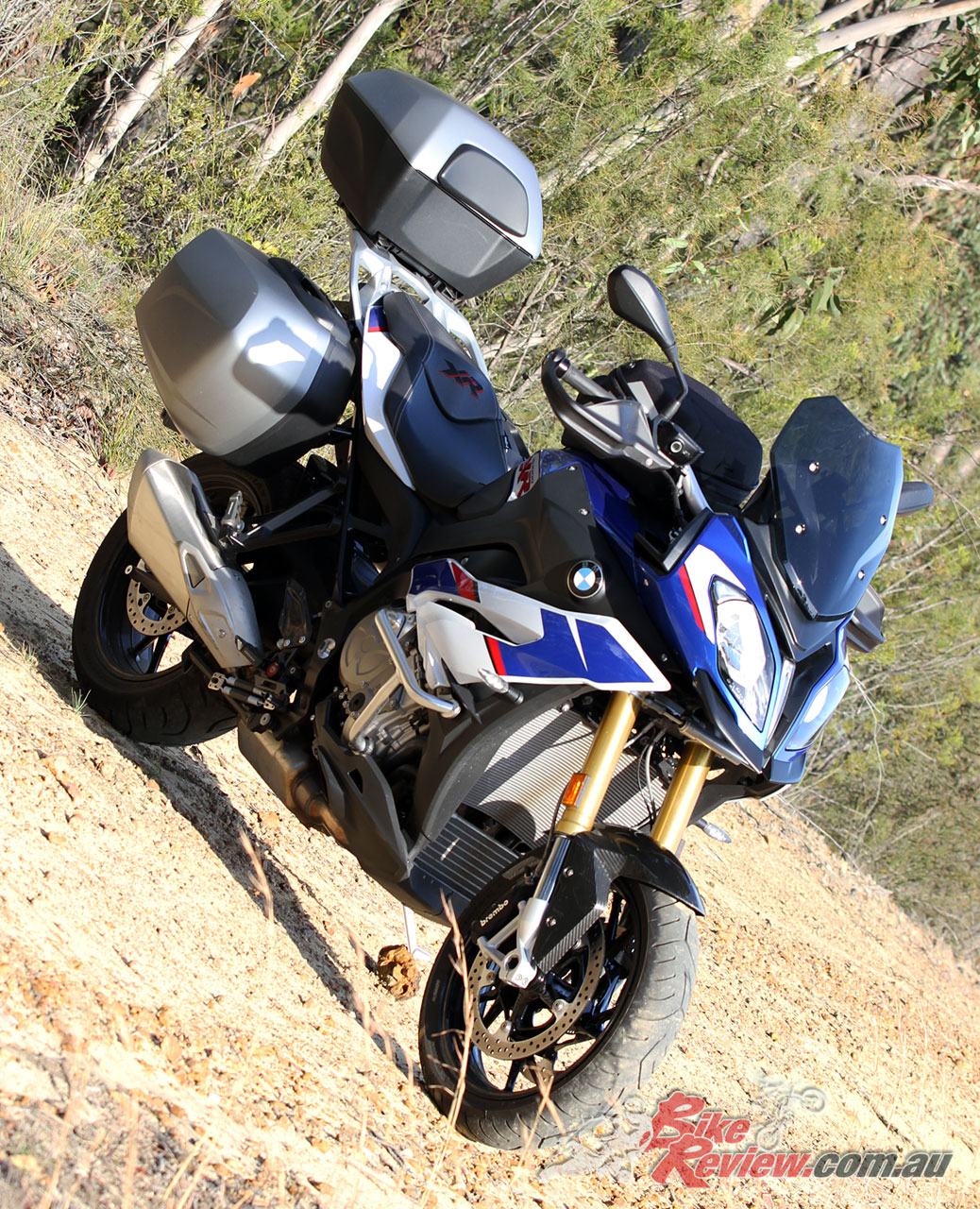 The S 1000 XR features the famous BMW 999cc in-line four-cylinder, tuned for low to mid-range grunt.