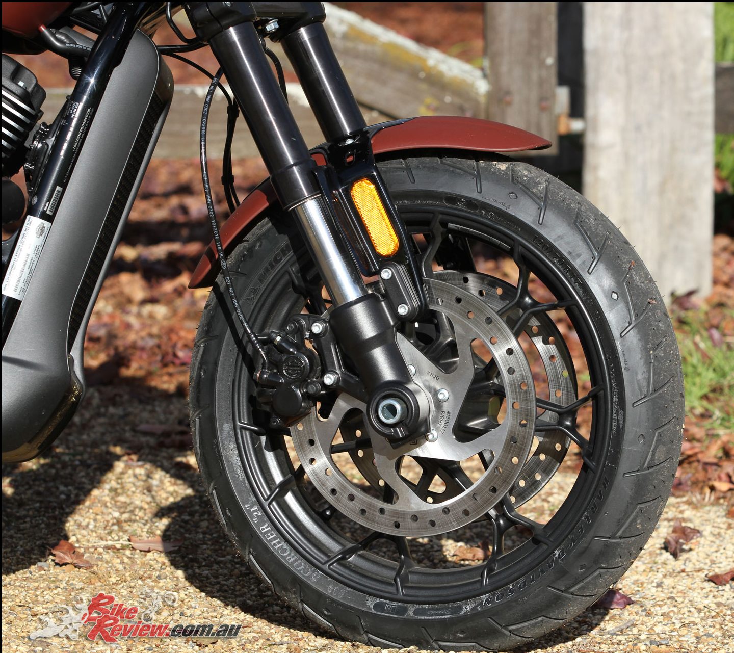 Forks and suspension are sporty offerings on the Street Rod with 43mm USD forks and dual front rotors.