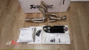 The MT-09 Akrapovic Carbon Fibre/Stainless Full System