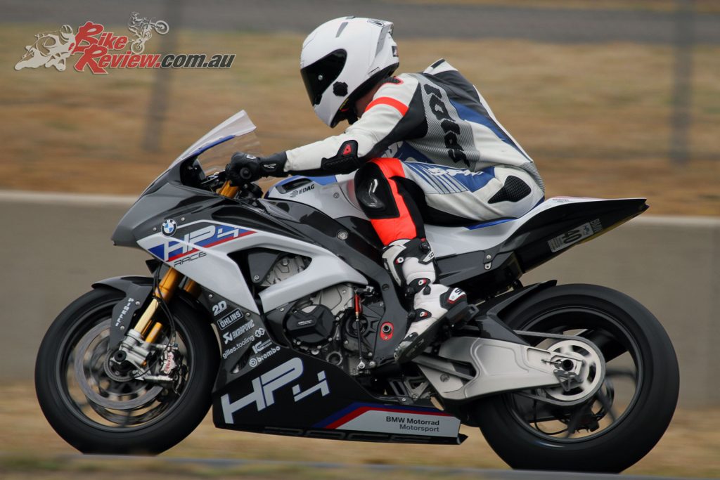 2018-BMW-Motorrad-HP4-Race-8072