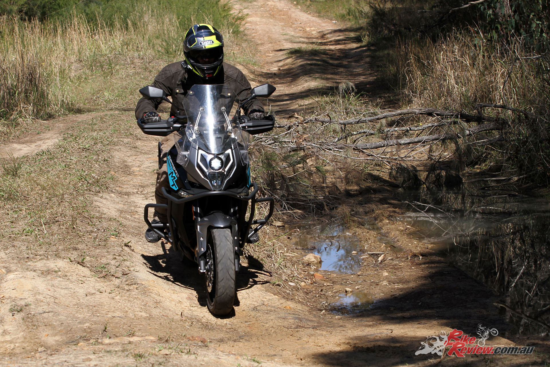 Despite road rubber the 650MT is also capable of the light adventure duties, especially with the crash bars