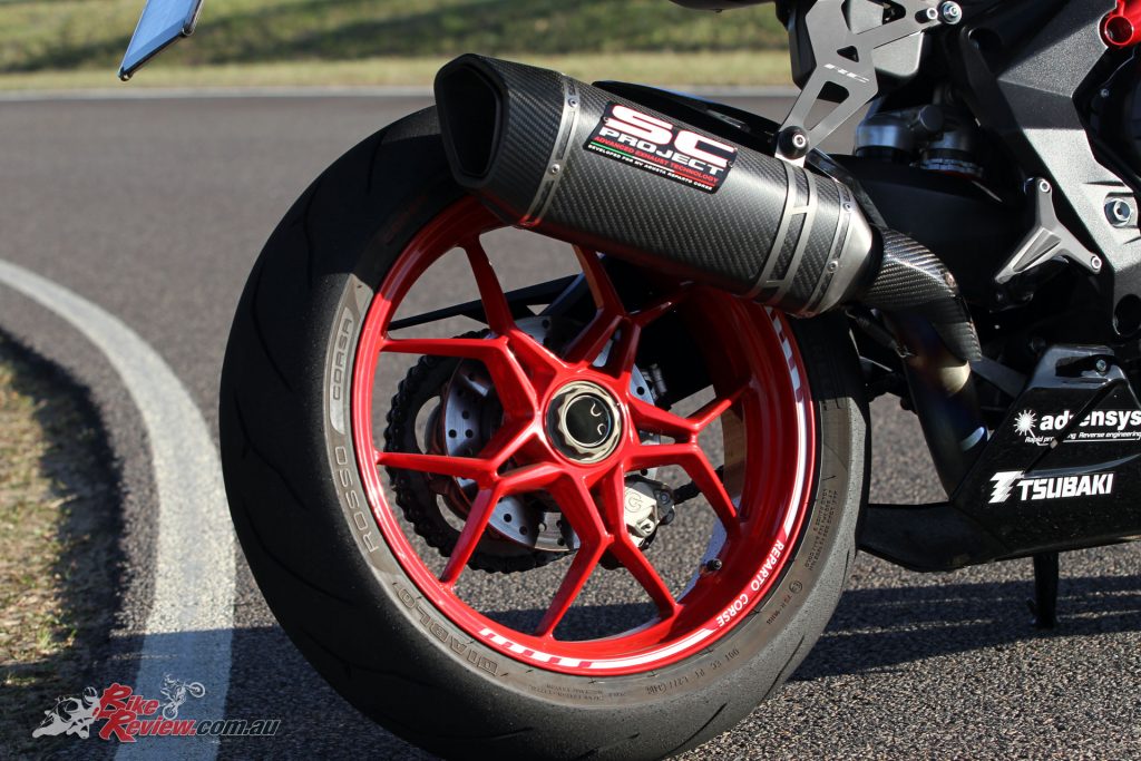 The race kit exhaust is mega loud. 10-spoke wheels look trick. 