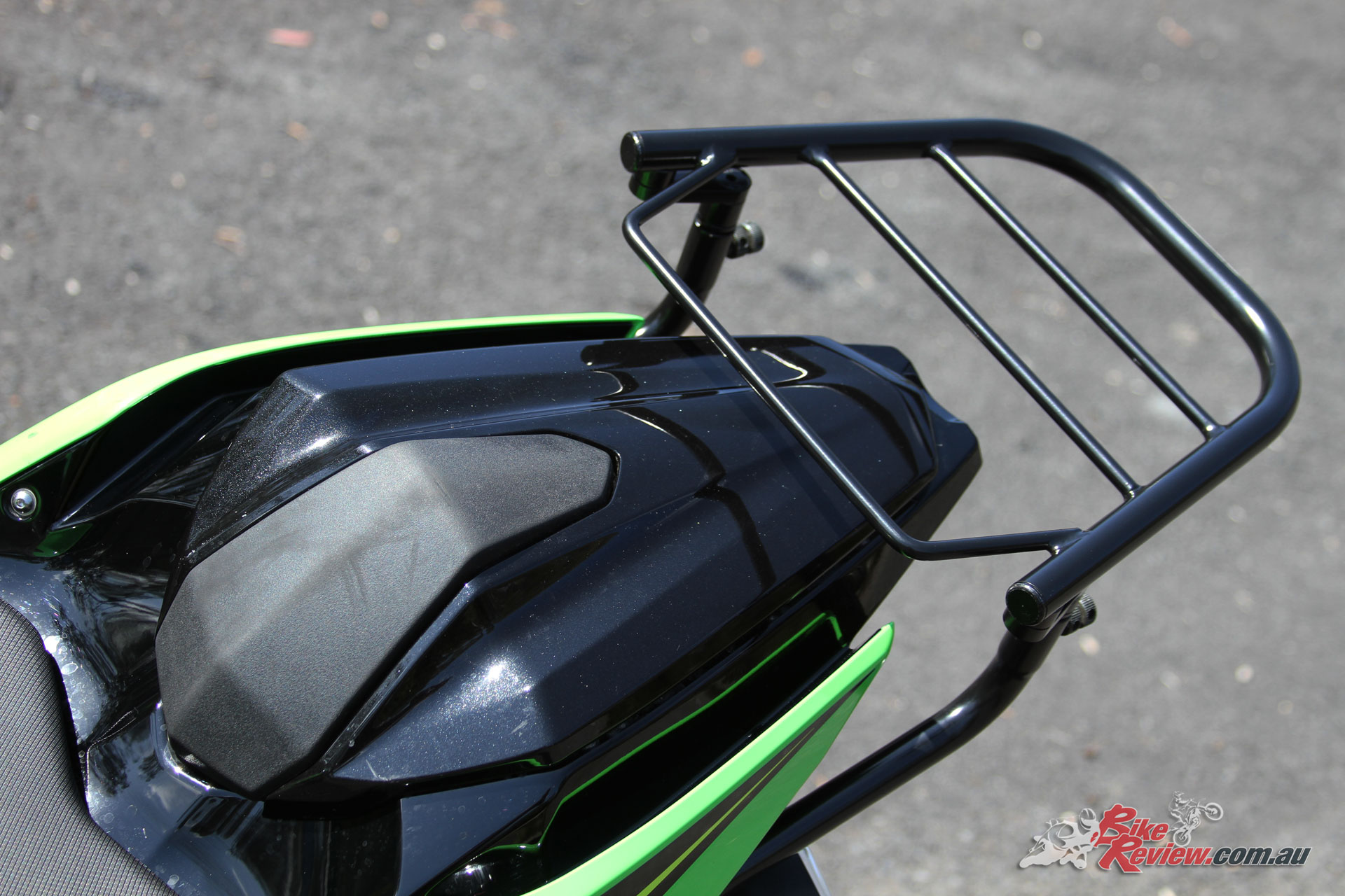 The Ventura EVO Rack and Kawasaki Seat Cowl are a great sporty combo
