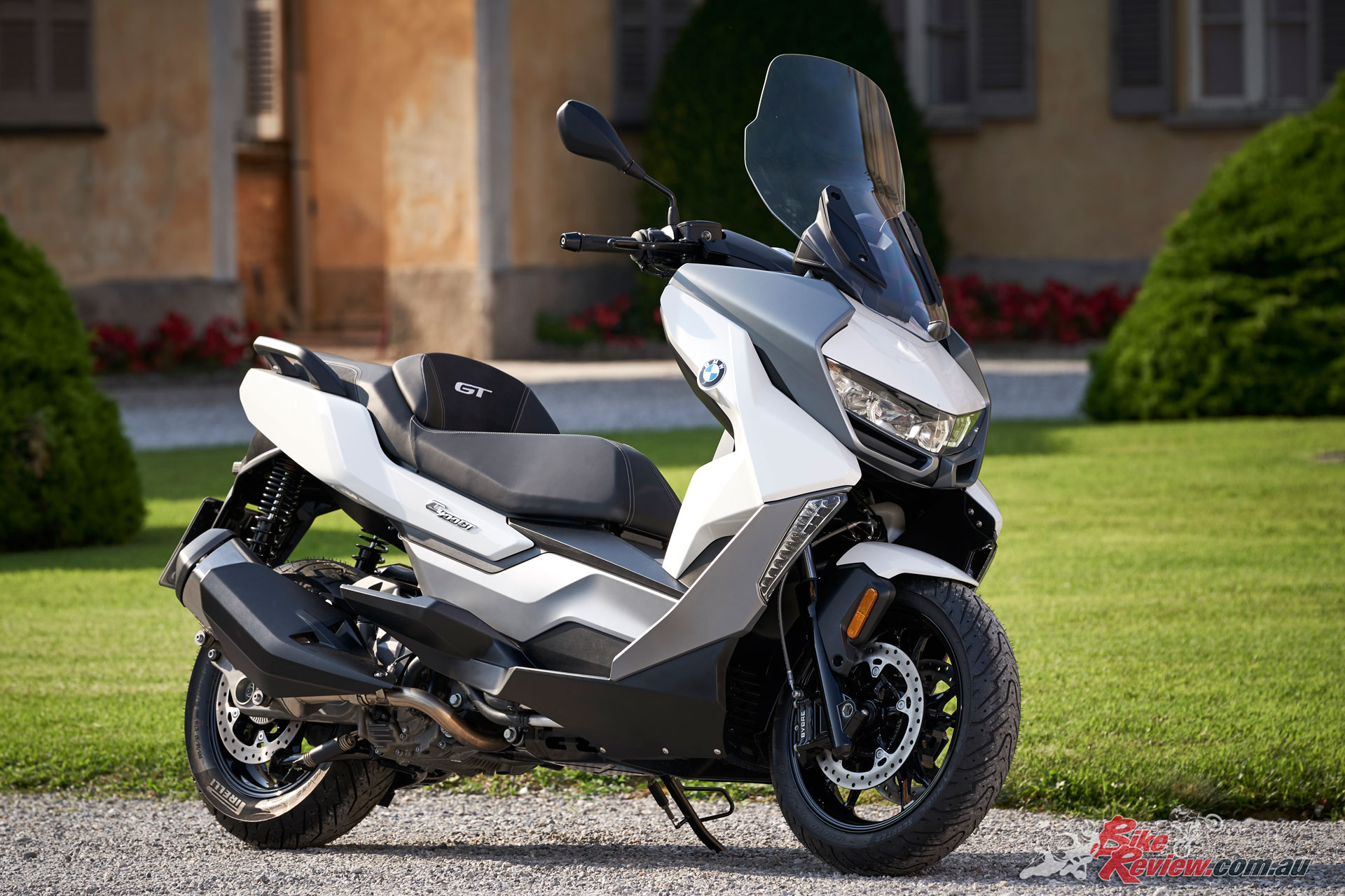 vedtage Kosciuszko desinficere New Model: BMW C 400 GT Scooter - Bike Review