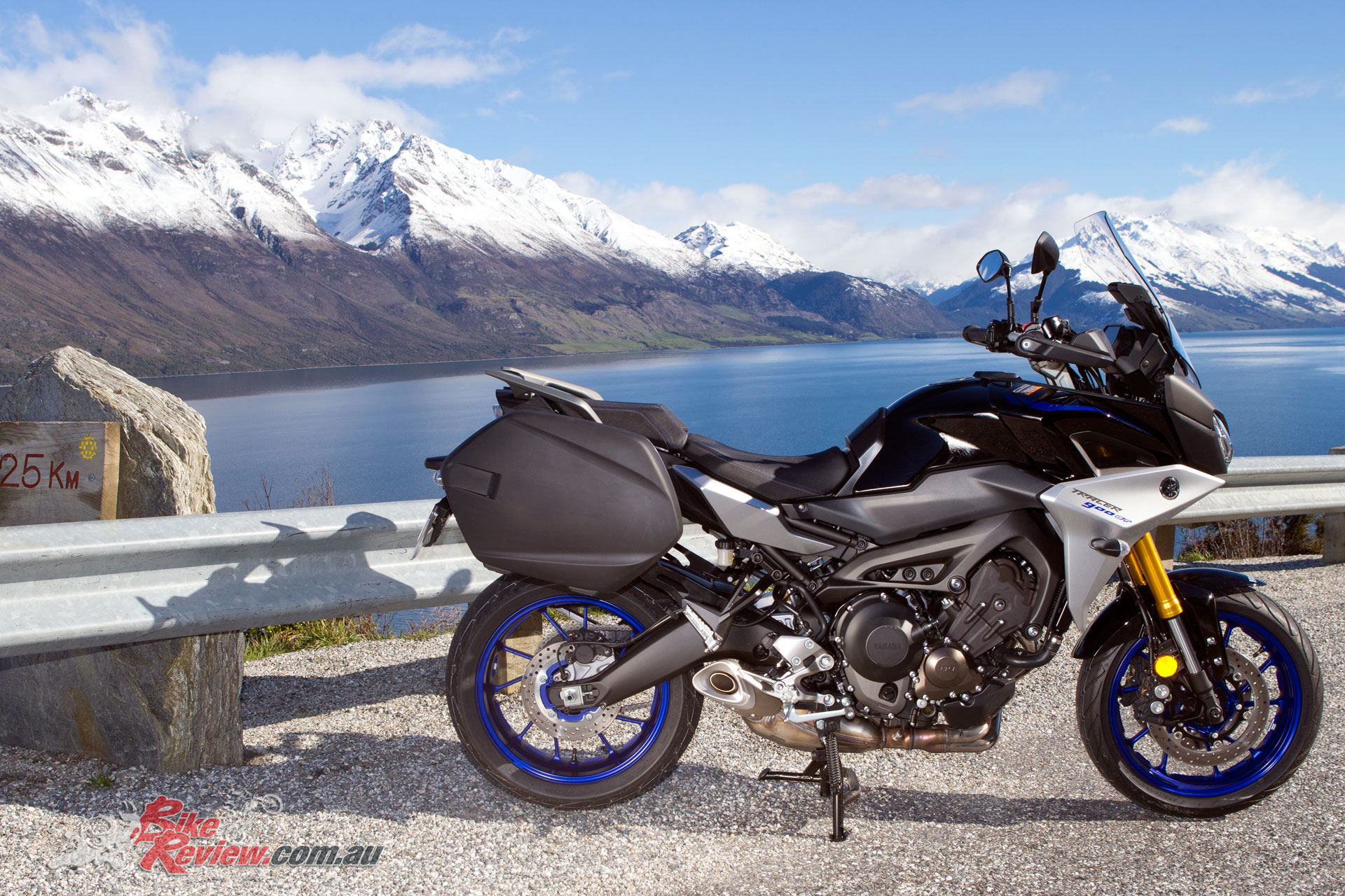 Video Review: 2019 Yamaha Tracer 900 - Bike Review
