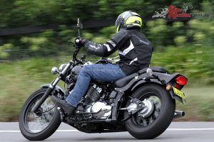 The V-Star 650 has strong torque from down low through the rev range and a five speed gearbox is mainly noticed on the freeway