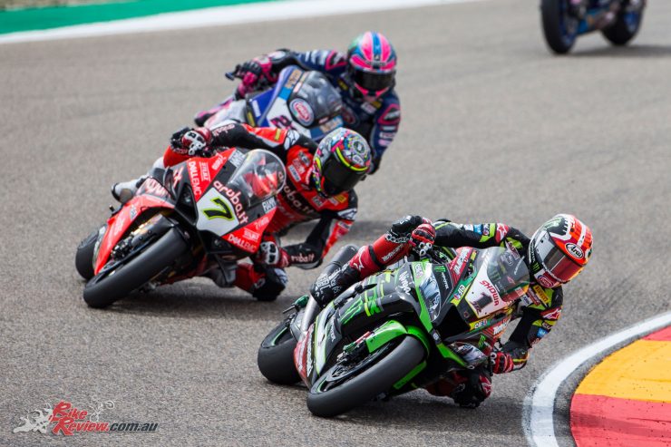 Bautista takes the Race 1 win at Aragon from Rea and Davies