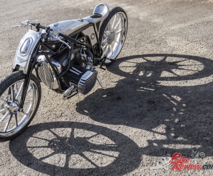 Custom Works Zon with 'Departed' featuring the BMW Big Boxer
