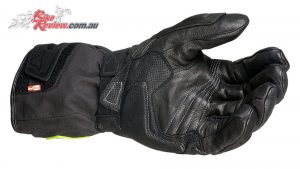 Macna Neutron Heated Glove