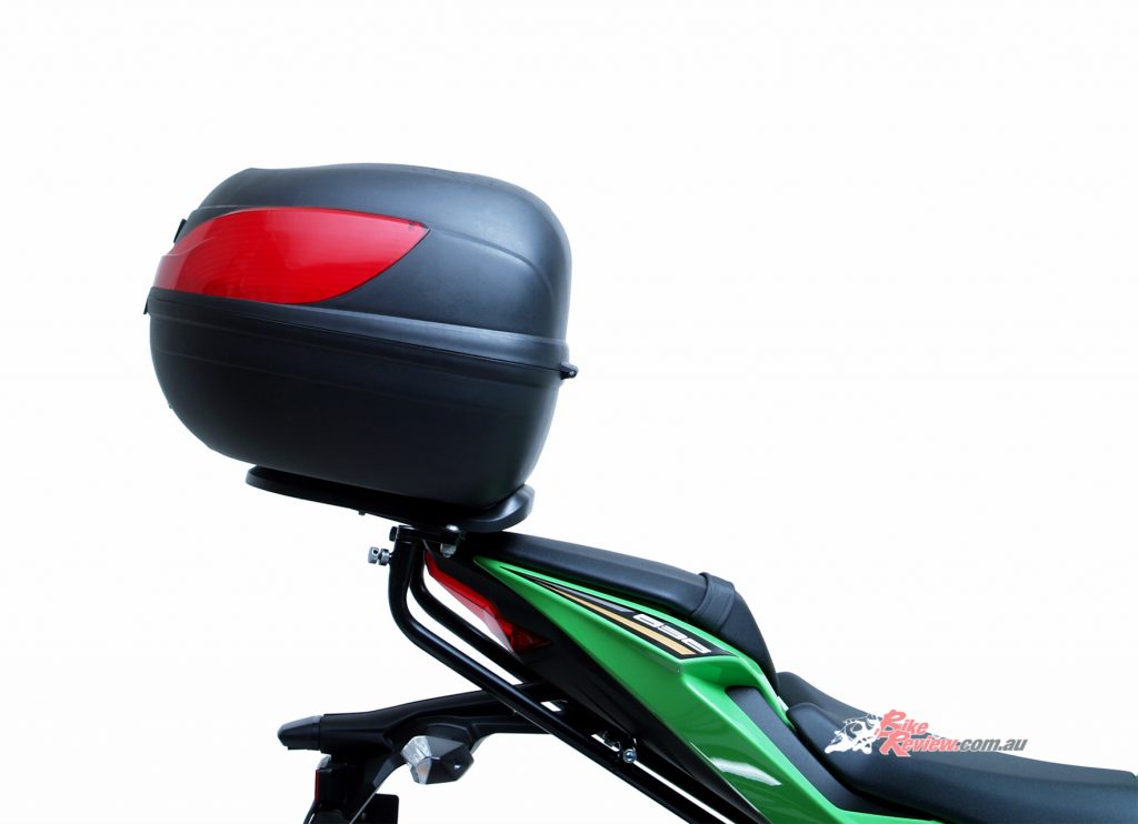 Kawasaki ZX-6R fitted with Astro 32l Top Box. Perfect for commuters. 