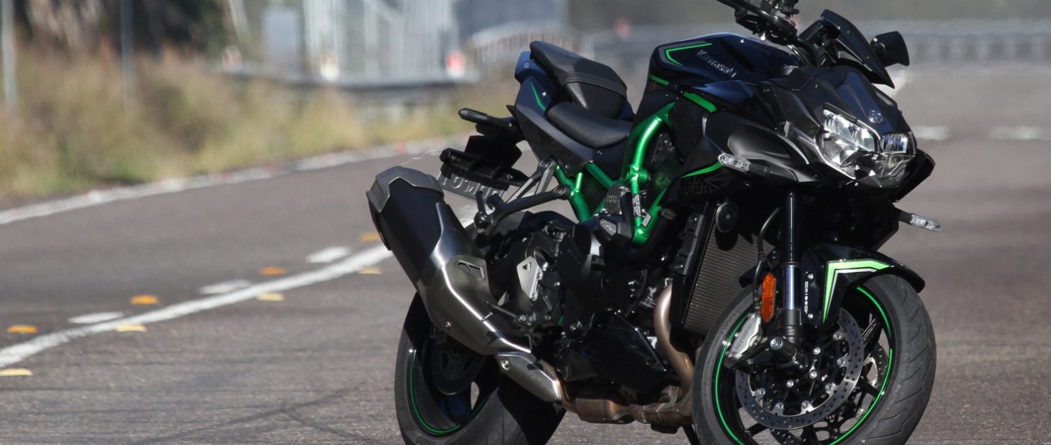 Review: 2020 Kawasaki Z H2 Supercharged Nakedbike - Bike 
