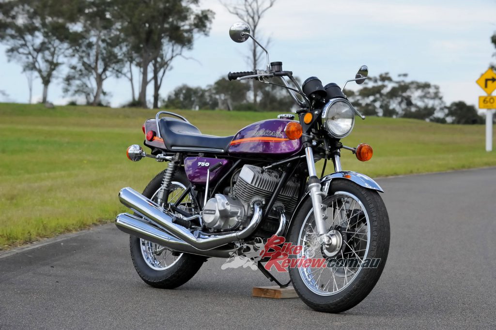Throwback Thursday: Deep - Riding a 1973 Kawasaki H2 750 - Bike Review