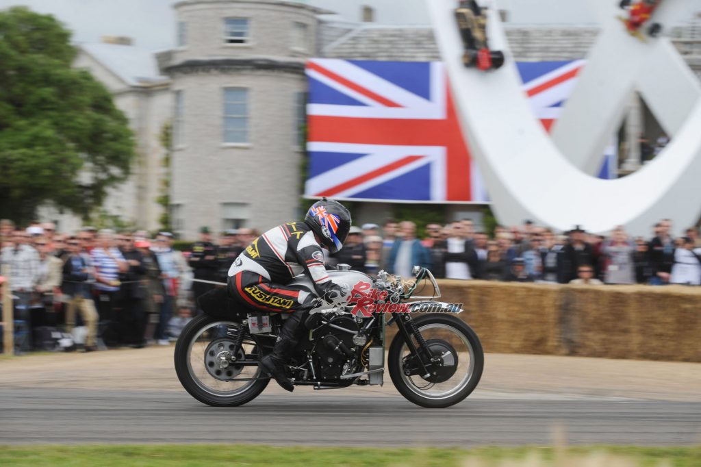 A 240,000-strong crowd turn out to the festival over the weekend. It must have been a thrill to ride the V8 at such an event. Good on Sammy Miller for making it happen and displaying this great old machine (and the Guzzi 500 V8!)...