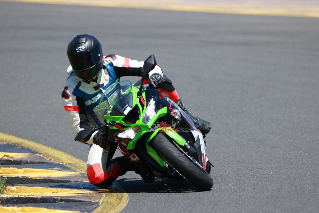 Jeff had loads of fun on the ZX-6R 636 KRT edition at a recent Sydney Motorsports Park Ride Day, comfortably lapping in the 1:43s on the Bridgestone S22 rubber and stock settings. 