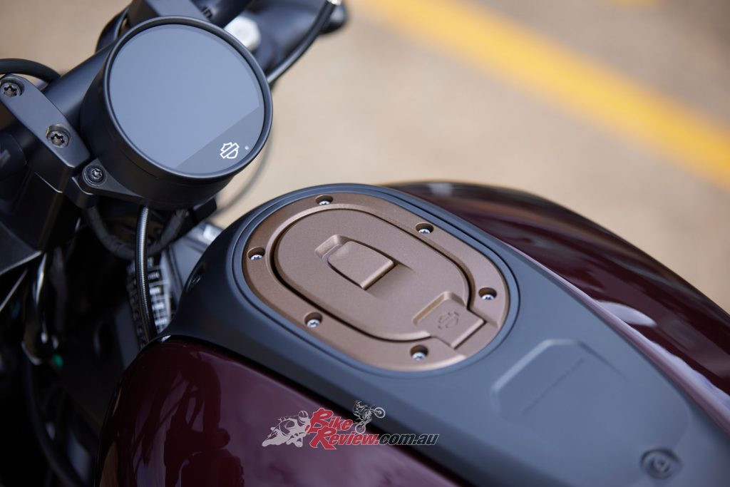 "A round, 4.0-inch-diameter TFT screen displays all instrumentation and supports infotainment  generated by the rider’s Bluetooth equipped mobile device and helmet headset."