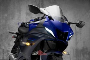 The YZF-R7 looks like a big bike...