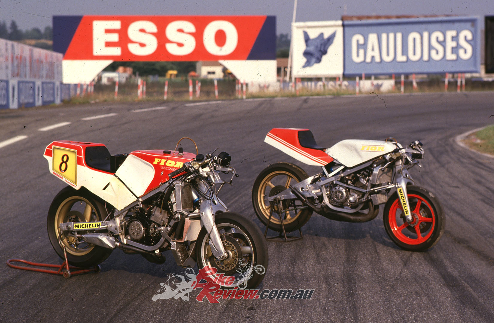 The TZ250' caught the eye of the French Yamaha importers, Sonauto, who commissioned a chassis from him to house a factory OW54 500cc square-four GP engine.