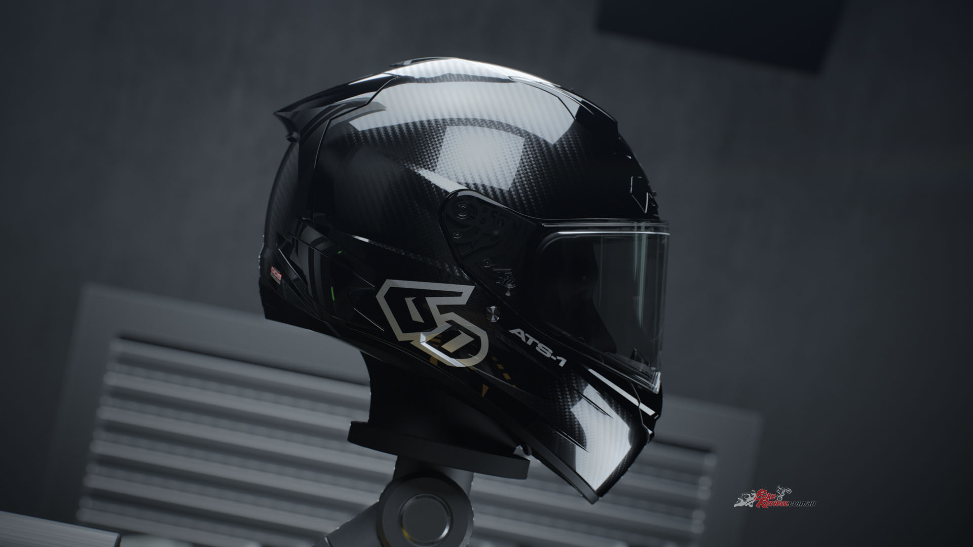 It's about time I changed up my main lid, I'll be wearing the updated 6D ATS-1R lid over the next few months.