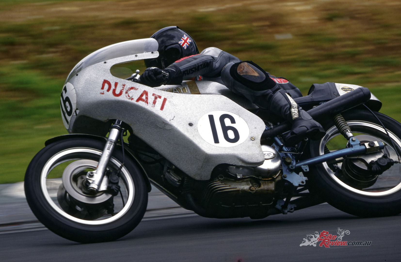 "Out on the Brands short circuit, it was a trip down memory lane, and I immediately appreciated the fine engineering that Ducati’s late design guru, Fabio Taglioni, invested in producing this motorcycle engine."