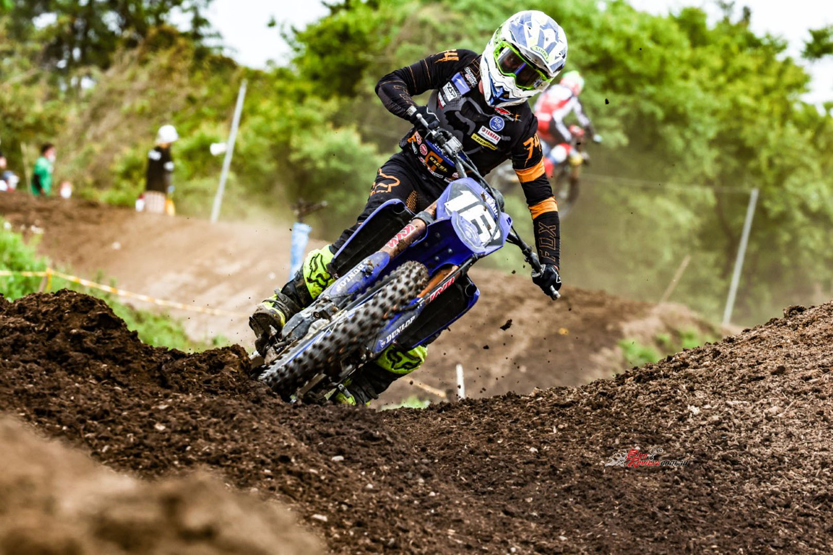 Yamaha Factory Racing’s Jay Wilson remains unbeaten in the 2022 IA2 (250cc) division, after two rounds of the Japanese Motocross Championship, after dominating round two with a perfect 1-1 score.