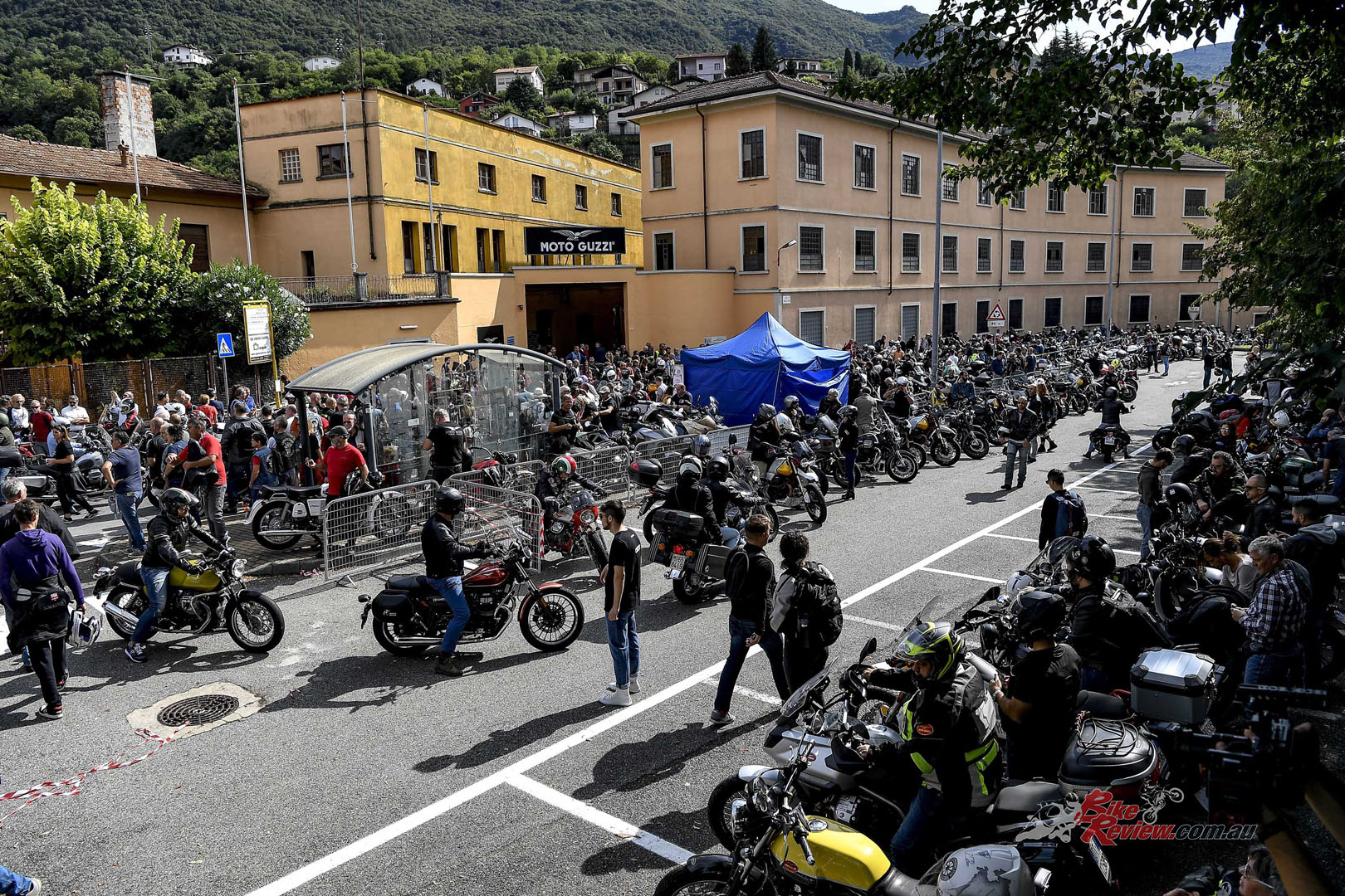 Together with the International Motorcycle Rally Committee, Moto Guzzi is preparing a festival that deserves the title “not to be missed” like never before.