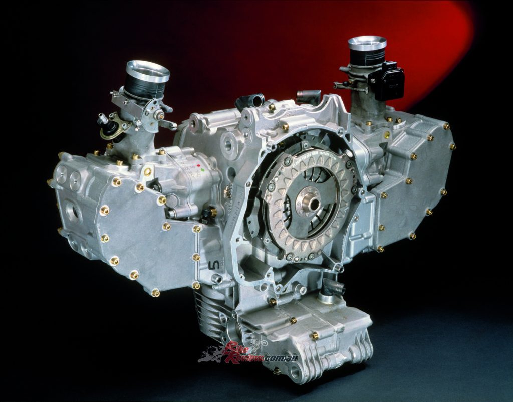 This engine had nothing in common with the concurrent R1100 volume production motor - indeed, BMW literally turned that design upside down to create what it was hoped would be a competitive and practical race package.