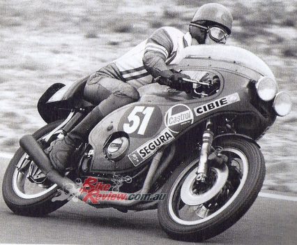 Ruiz riding the 1972 Bol d'Or on the Japauto 950SS...