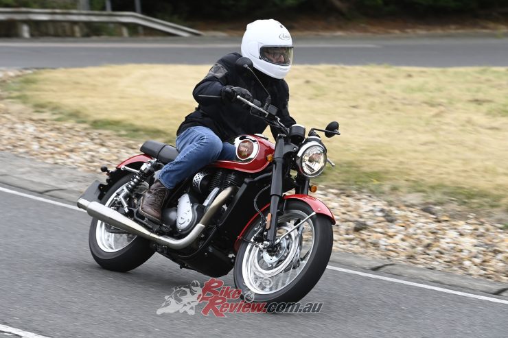 "Newcomers to motorcycles will find the Gold Star easy to handle despite a dry weight of 198kg, which makes it a bit heavier than the Royal Enfield 650."