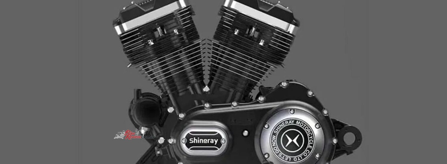 Shineray, the giant Chinese engineering firm, says that the engine was “completely independently developed” in Italy, but side-by-side with a Harley 1200 Evolution twin, the badges are the only obvious visual difference.
