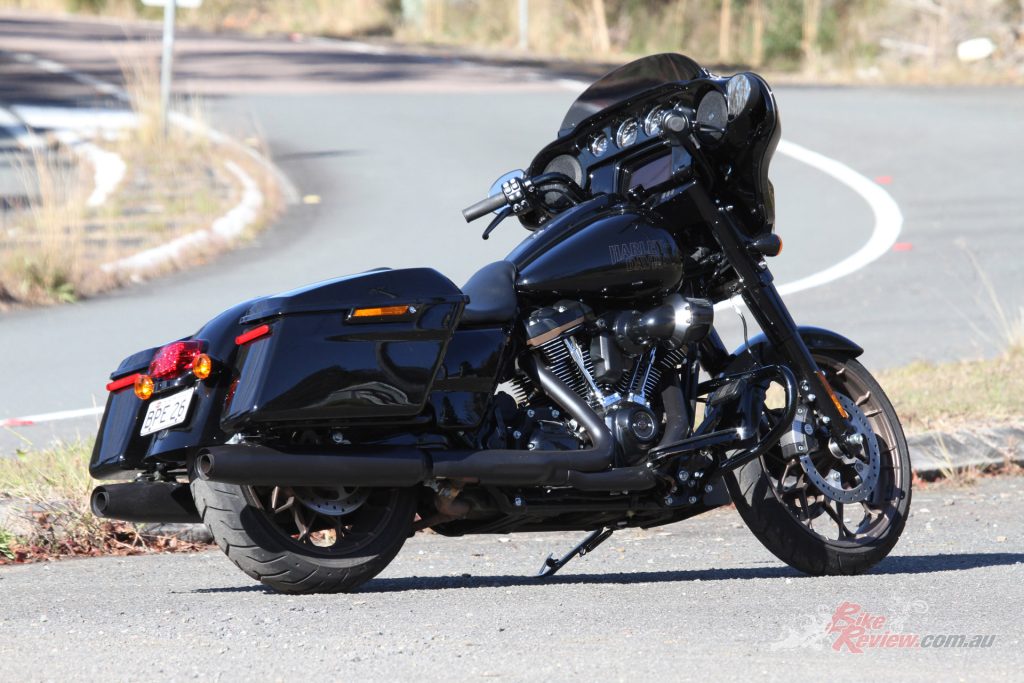 Introduced first onto the 2020 model, Harley-Davidson's RDRS assist system adds an even further degree of safety for the rider.