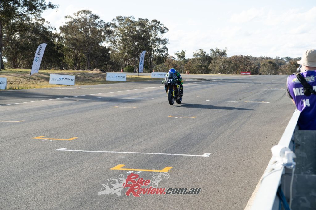 There had been some controversy towards the end of Friday when a number of Superbike teams pushed for the Saturday morning session to be split into a 20 minute free practice and a 20 minute qualifying session.