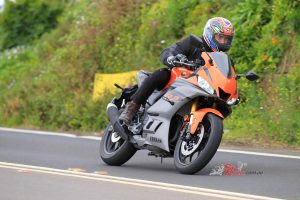 The YZF-R3 rewards you with a light and flowy chassis when you get the everything right through the twisties...