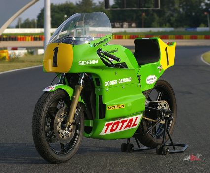 he Kawasaki 1000 won the 1975 Bol d’Or 24-Hour race in the hands of its creators, Frenchmen Georges Godier and Alain Genoud, en route to winning their third FIM Endurance title that year.
