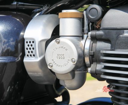 Carb-styled throttles!