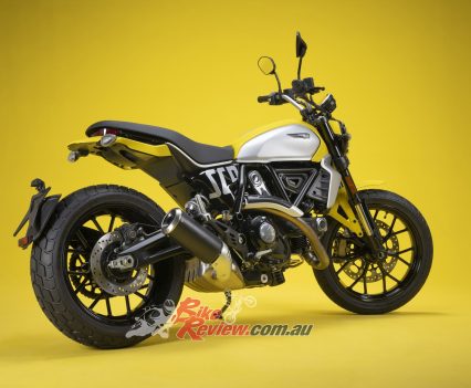 The Ducati Scrambler Icon features a revised handlebar that is lower and closer to the rider, allowing more control over the bike.