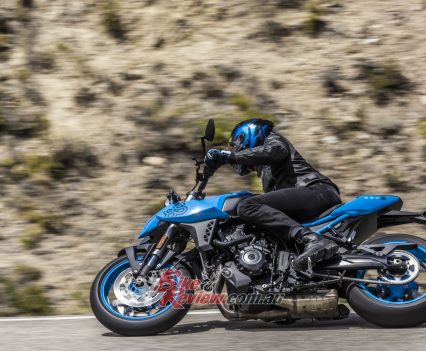 BikeReview-2023-Suzuki GSX-8S- (93)
