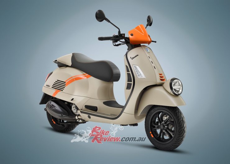 At EICMA 2022, the Vespa Gtv débuts in a completely revolutionised look, yet sill retaining Vespa's core styling cues.