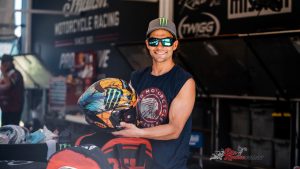 To commemorate Dunne's legacy Bell have released a limited edition Race Star Flex DLX styled after his vibrant helmet design.