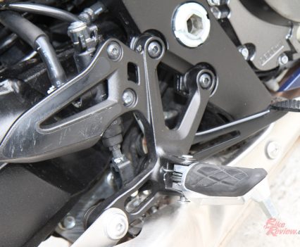 Rubber capped footpegs for comfort and vibration damping.