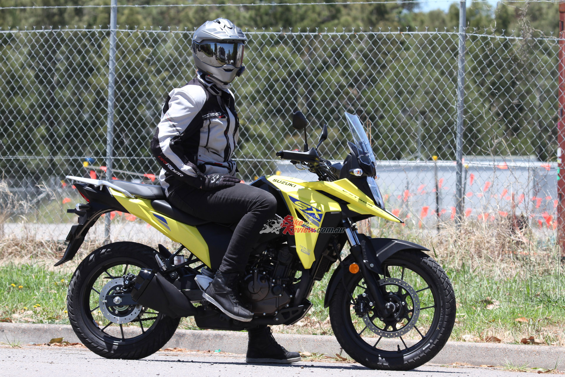 The new V-STROM 250SX is revised from the ground up, with a new oil-cooled motor, new chassis, bodywork, electronics and price that is almost a grand less than the 2019 model we reviewed.
