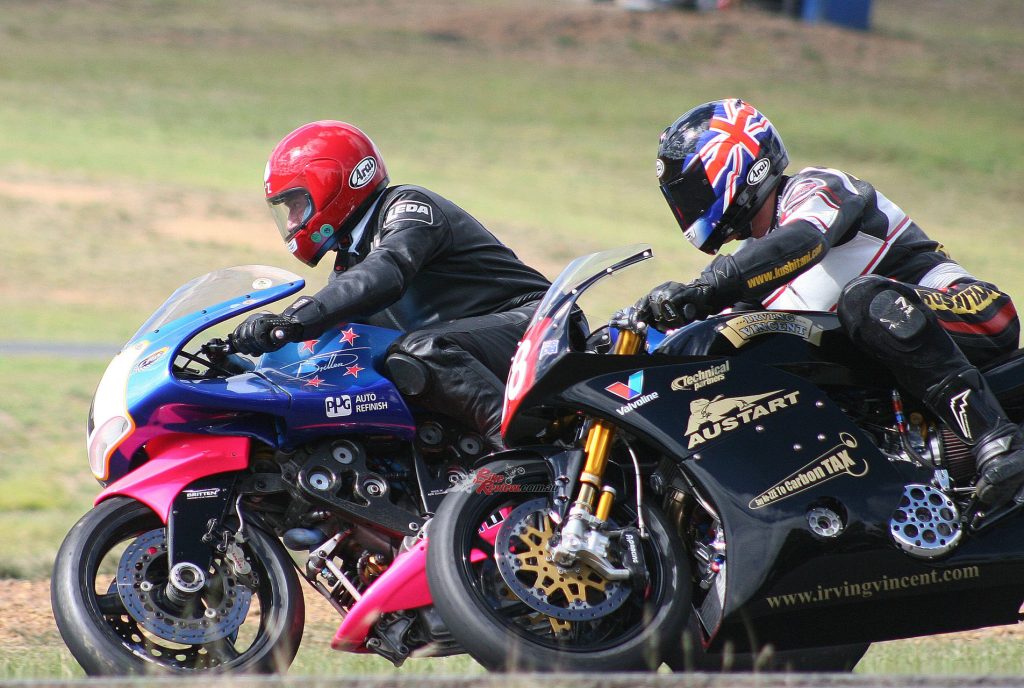 Hugh Anderson and Alan dicing at Broadford in 2015, what a shot - two amazing motorcycles built with Aussie and Kiwi know-how...
