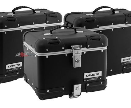 Designed specifically to fit the factory-fitted pannier mounts, the aluminium hard luggage kit offers 99 litres of capacious storage.