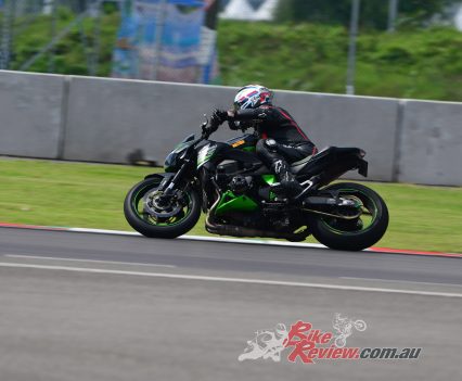 Taka spent two hours testing on Mandalika Circuit, trying the DRIV and DRIV Corsa back-to-back.