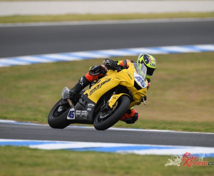 Heading into the penultimate round, South Australian Oli Simpson (Simpson Crash Yamaha YZF-R6) has a 13pt lead over rapidly emerging 15-year-old Cameron Dunker from Kurri Kurri (NSW).