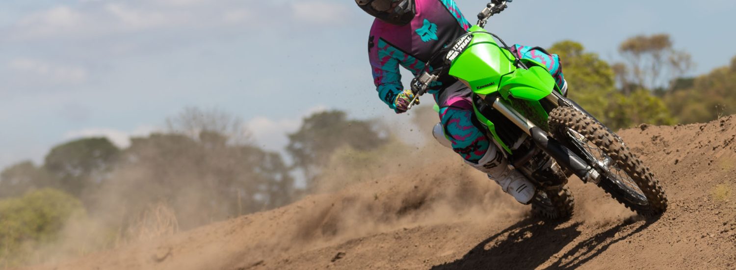 "The brakes paired with the Dunlop MX33 tyres make me feel very safe knowing that I'm able to pull up when needed."