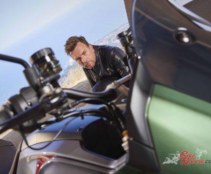 Ewan McGregor with the Moto Guzzi V100 Mandello.