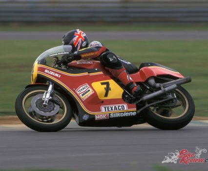 AC at the Coupes Moto Légende meeting at Montlhéry. The XR23B was originally believe to be a Sheene bike, but the records show it was a Hennen machine.